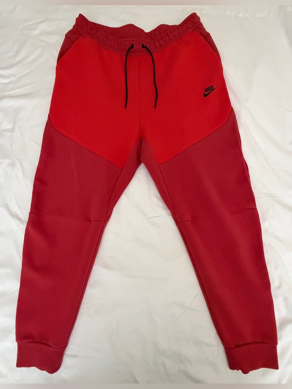 Nike Sportswear Tech Fleece Men's Red Two-Tone Joggers, Size XL